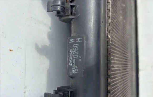 Honda CR-V Radiator set MF2230000260 MF0227406220 MF4227507550