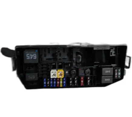 Volkswagen Taigo Fuse box set 2Q0927165A