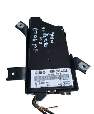 Volkswagen Polo V 6R Head unit multimedia control 5N0035342E