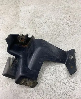Ford C-MAX II Bumper support mounting bracket corner AM5115266AD D2A3B