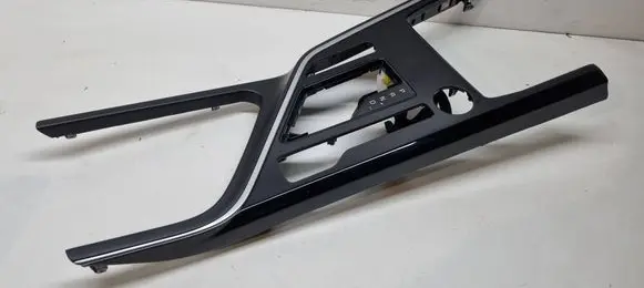 KIA Niro Gear shifter surround trim plastic 84651AT600 84624AT000 84650AT600