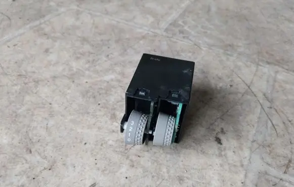 KIA Ceed Headlight level height control switch 933001H450ED
