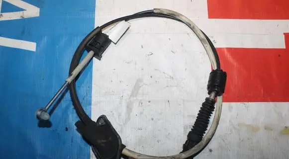 Volvo XC90 Gear shift cable linkage 30759240
