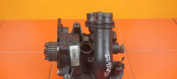 Volkswagen Scirocco Water pump 06J121026G CAW