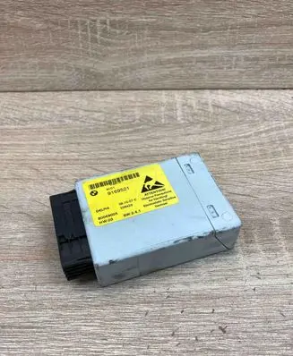 BMW 5 E60 E61 Central console control unit 9169521 256429 80049005