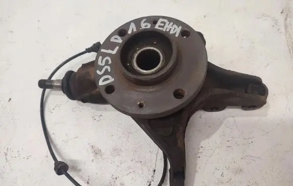 Citroen DS5 Front wheel hub spindle knuckle