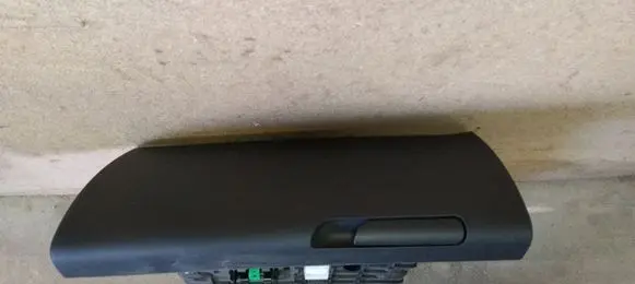 Citroen C5 Glove box set 63040210 9682432977 9682433077