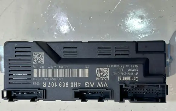 Audi A8 S8 D4 4H Tailgate/trunk control unit/module 4H0959107R | 888.119.622