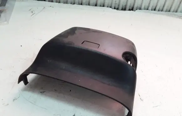 Steering wheel column trim