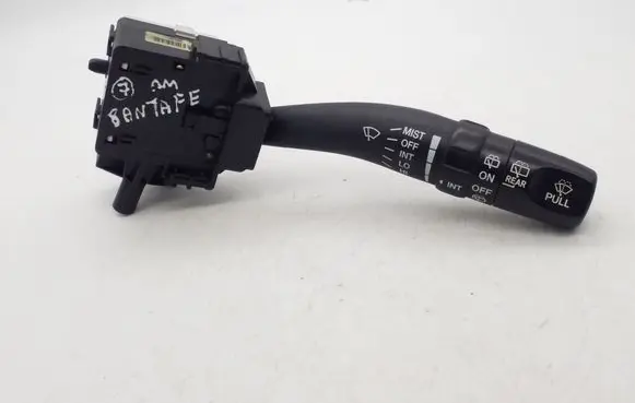 Hyundai Santa Fe Wiper control stalk 202004726