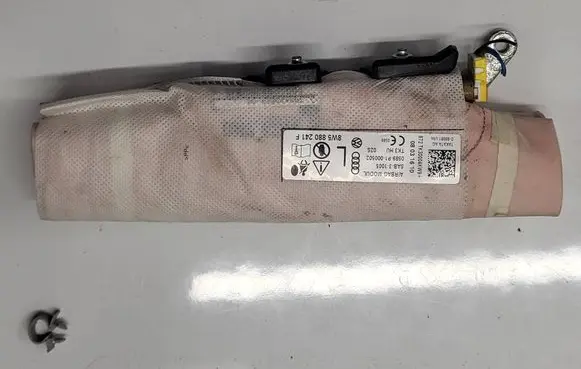 Audi A4 S4 B9 8W Seat airbag 8W5880241F