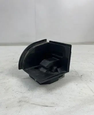 BMW 5 E60 E61 Parcel shelf load cover mount bracket 9129061