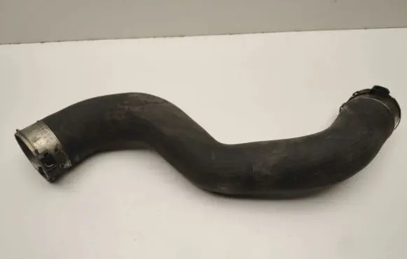 Mercedes-Benz ML W166 Intercooler hose/pipe A1665280582
