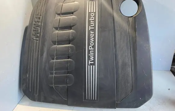 BMW 5 GT F07 Engine cover (trim) 7800575 11252010 203104105