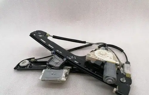 McLaren 600LT Front door electric window regulator 14AA379CP