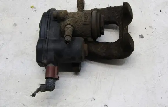 Jeep Renegade Rear brake caliper 32353471