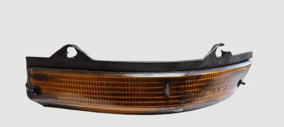 BMW 5 E12 Front indicator light 32723R6 23018L