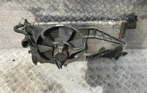 Coolant radiator