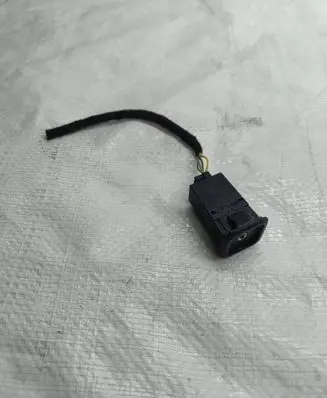 Skoda Yeti (5L) AUX in-socket connector 5J0035475