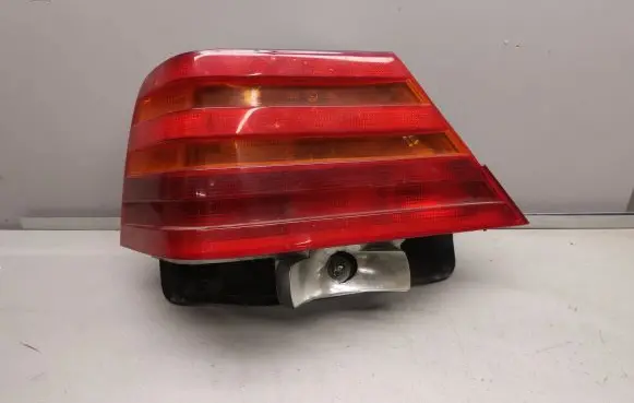 Mercedes-Benz S W140 Rear/tail lights