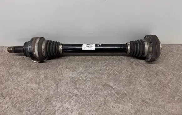BMW X6M F86 Rear driveshaft 7849969