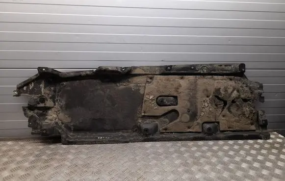 Audi Q7 4M Center/middle under tray cover 4M0825205L