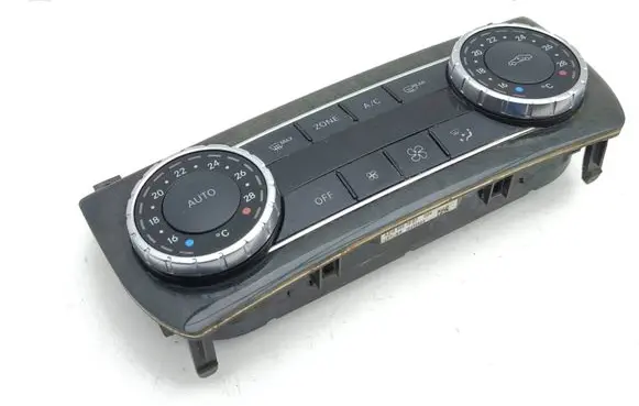 Mercedes-Benz CLS C218 X218 Climate control unit A2049006608