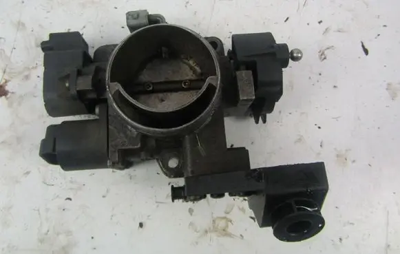 Citroen Xsara Picasso Electric throttle body valve 