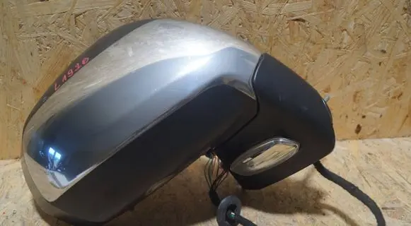 Peugeot 3008 I Front door electric wing mirror