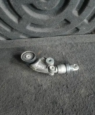 Mazda 3 II Generator/alternator belt tensioner SH0115980