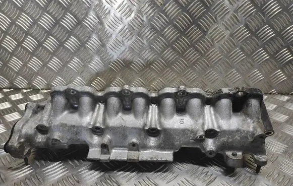 Toyota Avensis T250 Intake manifold