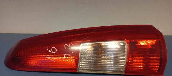 Volvo V70 Rear/tail lights 152843
