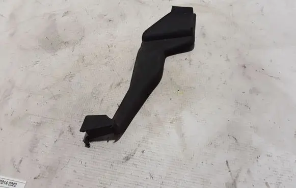 Land Rover Discovery Sport Wiper trim FK7202252AA
