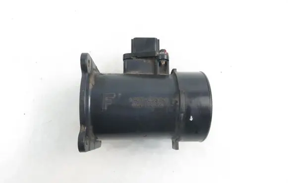 Nissan Almera N16 Mass air flow meter AFH70M385729