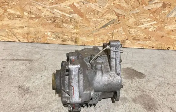 Toyota RAV 4 (XA30) Gearbox transfer box case 