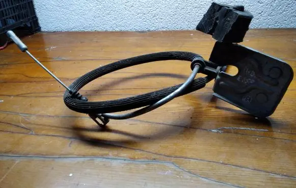 Mercedes-Benz E AMG W212 Handbrake/parking brake wiring cable A2124200285