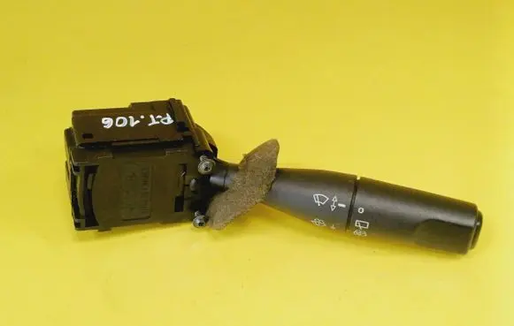 Peugeot 106 Wiper control stalk