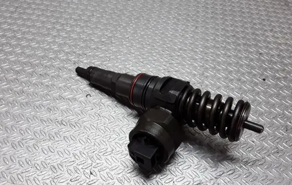 Ford Galaxy Fuel injector 038130073AC