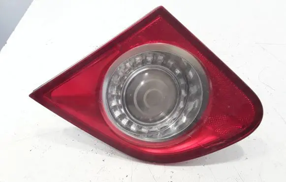 Volkswagen PASSAT B6 Tailgate rear/tail lights