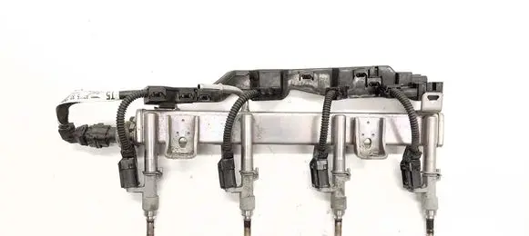 Toyota RAV 4 (XA50) Fuel injectors set 8212533220C 2325025020