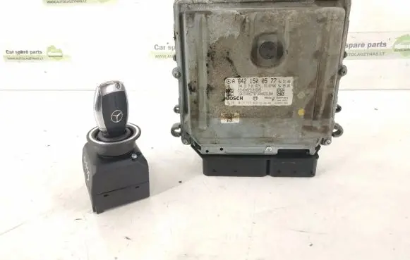 Mercedes-Benz R W251 Engine control unit/module 6421500577 A6421500577