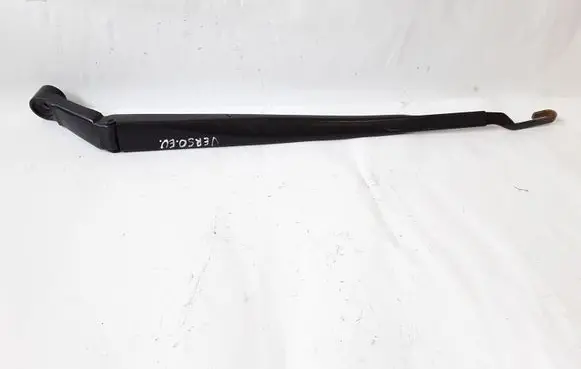 Toyota Verso Front wiper blade arm 3451979