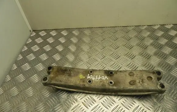 Lexus IS III XE30 Engine mounting bracket 284WV6 VD11901