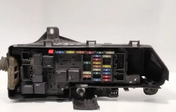 Volvo V70 Fuse box set 9494210