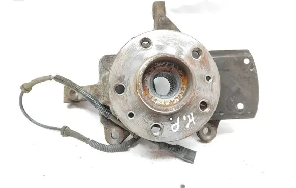Renault Trafic III (X82) Front wheel hub