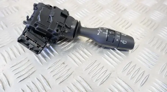 Lexus RX 450H Wiper control stalk 8465248230