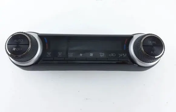 Toyota RAV 4 (XA50) Climate control unit 5590042580