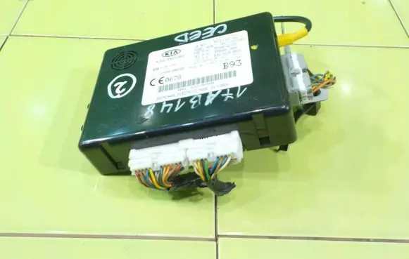 KIA Ceed Central body control module 95400A2930