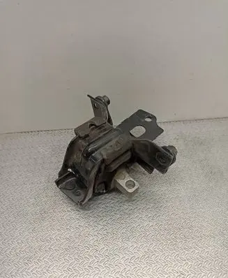 Volkswagen Polo V 6R Engine mount bracket 6R0199555 13102011