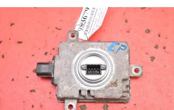 Honda Accord Voltage converter/converter module W3T13072